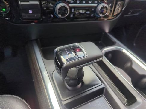 Used 2024 Chevrolet Silverado 1500 LT w/ Leather Package image 7