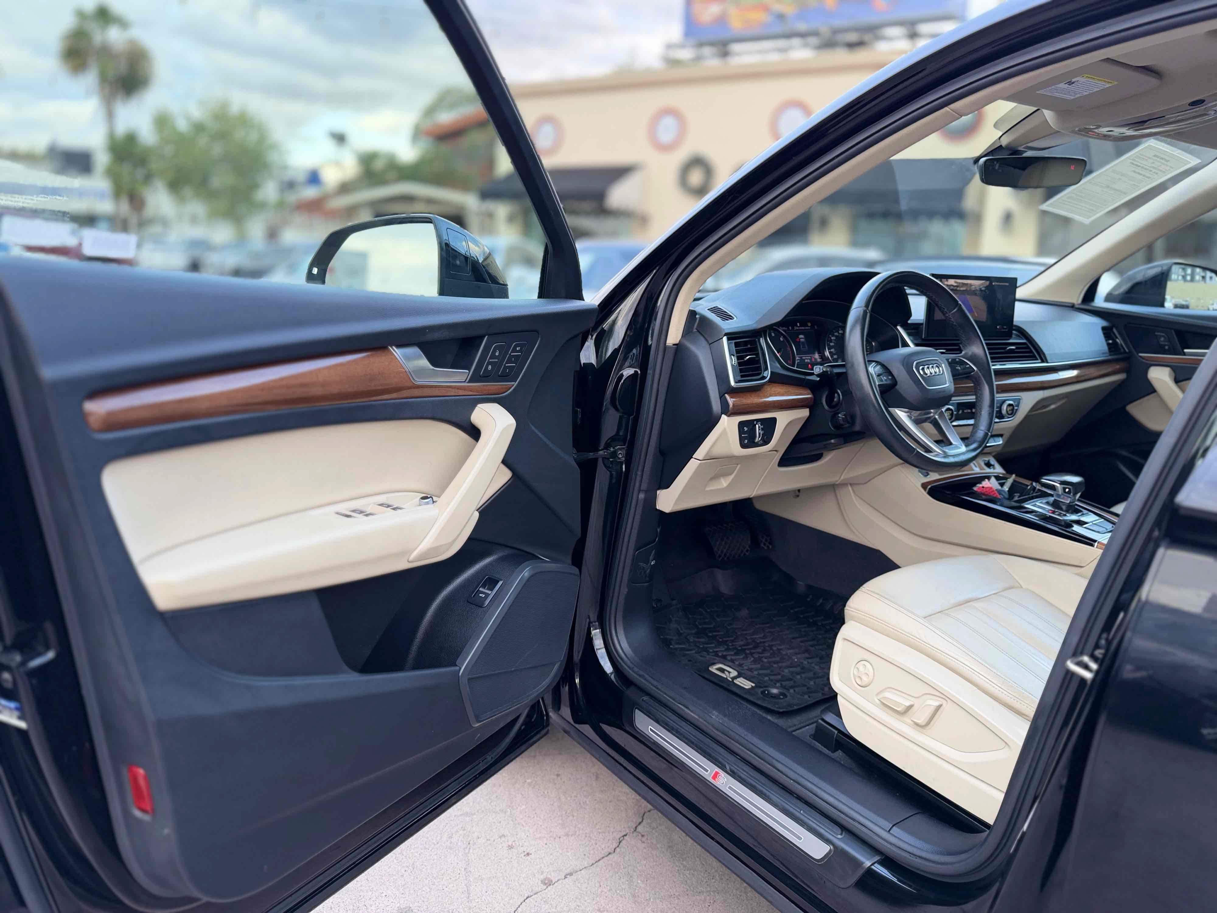 Used 2022 Audi Q5 2.0T Premium AWD/4WD image 19