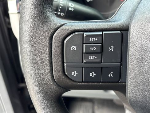 Used 2023 Ford F350 XL AWD/4WD image 18