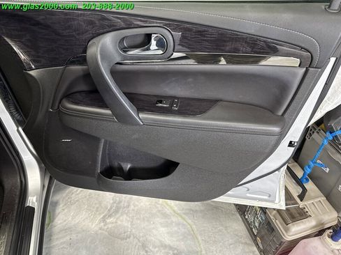 Used 2017 Buick Enclave Premium image 33