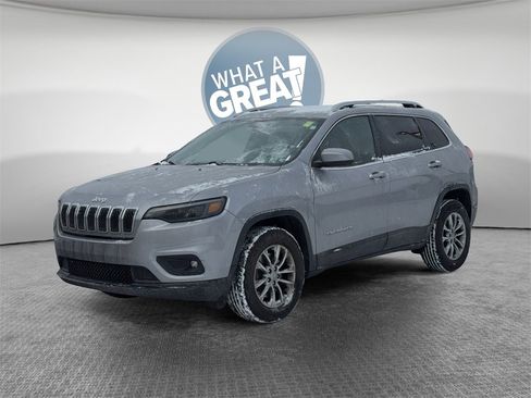 Certified 2019 Jeep Cherokee Latitude Plus w/ Cold Weather Group image 4