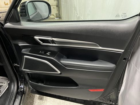 Used 2022 Kia Telluride S AWD/4WD image 25
