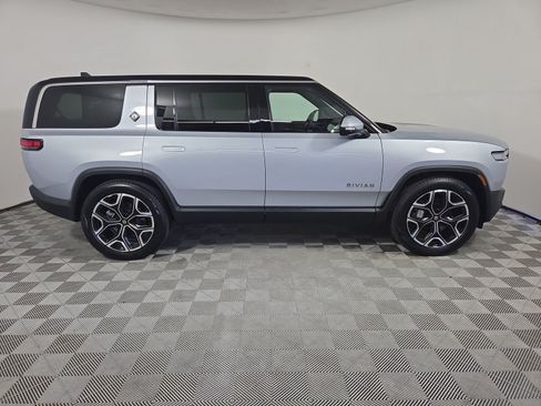 Used 2025 Rivian R1S Adventure AWD/4WD image 6