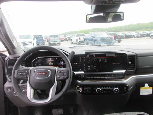 New 2026 GMC Sierra 1500 SLE w/ Max Trailering Package AWD/4WD image 13