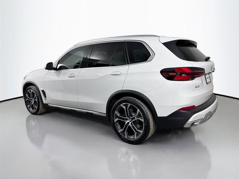 New 2026 BMW X5 xDrive40i AWD/4WD image 8