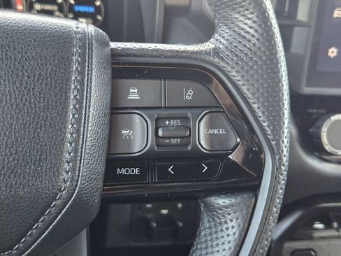 Used 2024 Toyota Sequoia 4WD image 28