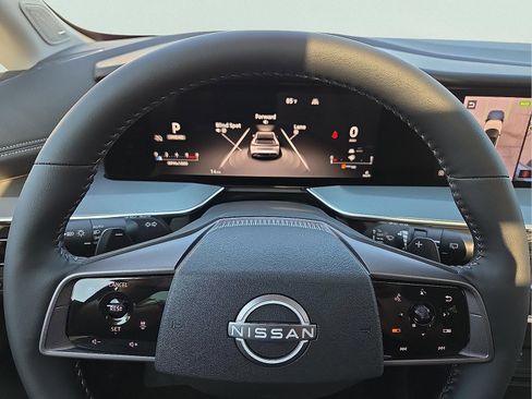 New 2025 Nissan Murano SL image 24