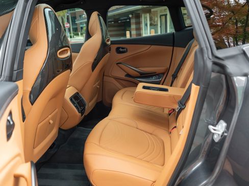 Used 2024 Aston Martin DBX 707 image 36