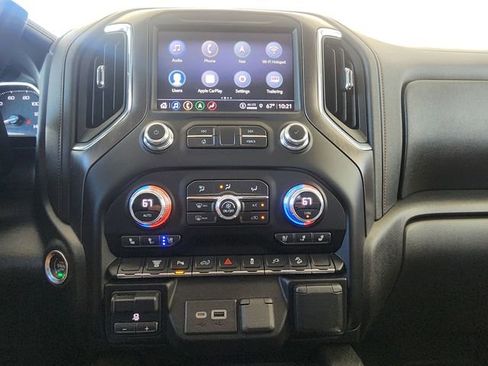 Used 2023 GMC Sierra 3500 AT4 w/ AT4 Preferred Package AWD/4WD image 34
