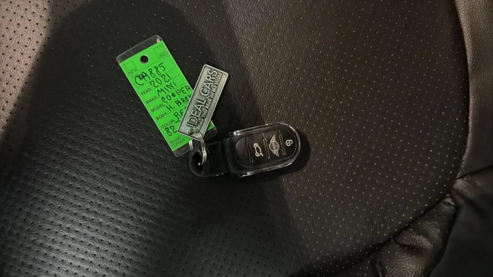 Used 2021 MINI Cooper 4-Door Hardtop FWD image 24
