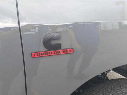 New 2026 RAM 3500 Laramie AWD/4WD image 29