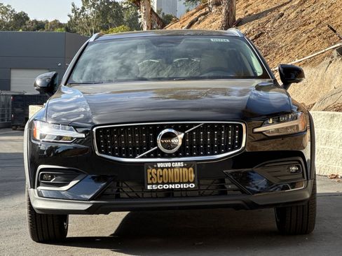 New 2025 Volvo V60 B5 Cross Country Plus w/ Protection Package Premier image 3