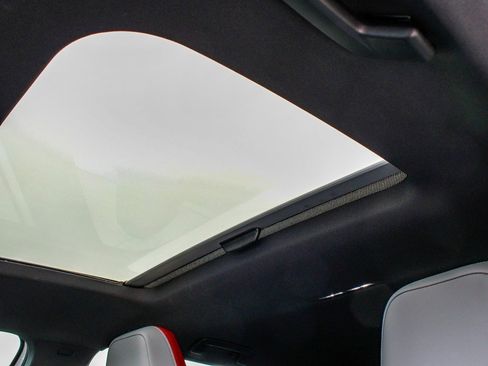 Used 2024 Volkswagen GTI SE image 44