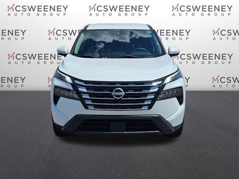 Used 2024 Nissan Rogue SV FWD image 8