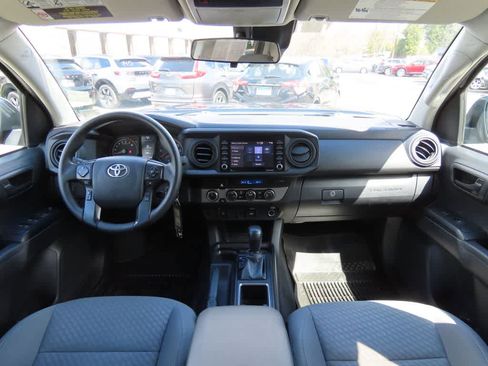 Used 2023 Toyota Tacoma SR AWD/4WD image 18