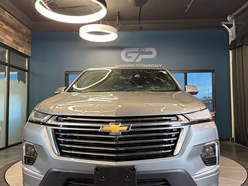 Used 2023 Chevrolet Traverse Premier AWD/4WD image 8
