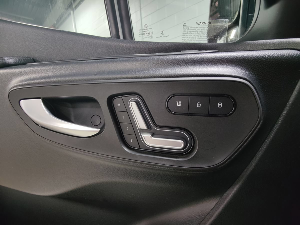 Used 2023 Mercedes-Benz Sprinter 2500 image 24