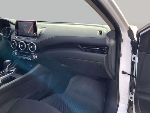 Used 2020 Nissan Sentra SV FWD image 18