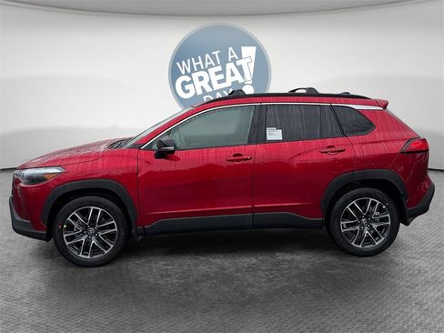 New 2026 Toyota Corolla Cross XLE image 7