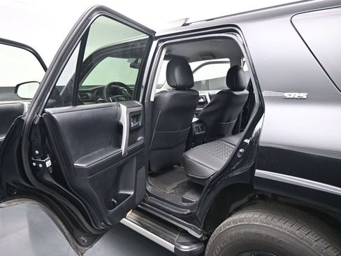 Used 2019 Toyota 4Runner SR5 RWD image 17