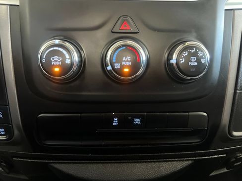 Used 2024 RAM 1500 Classic SLT AWD/4WD image 52