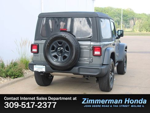 Used 2023 Jeep Wrangler Sport AWD/4WD image 2