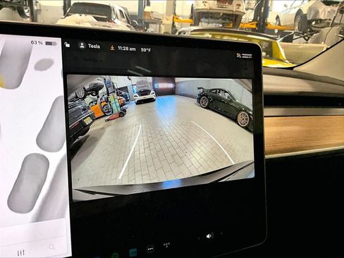 Used 2022 Tesla Model 3 image 26