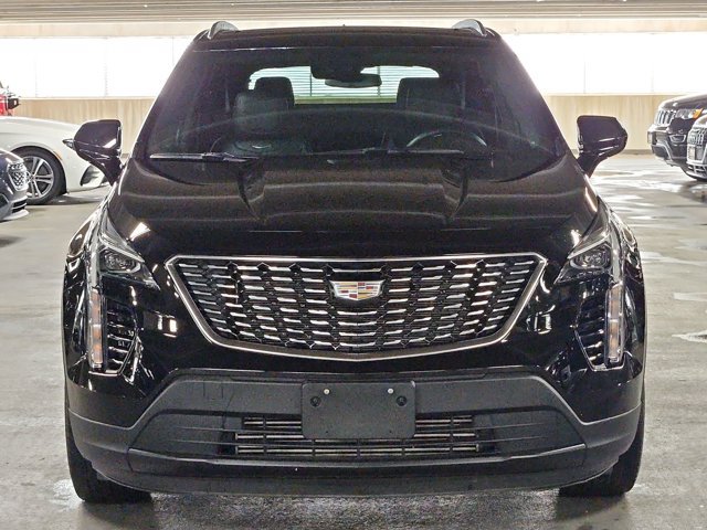 Used 2023 Cadillac XT4 Luxury w/ Cold Weather Package AWD/4WD image 2