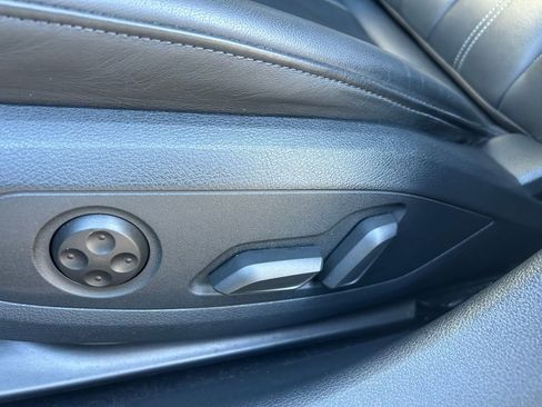 Used 2023 Audi A4 2.0T Premium w/ Convenience Package image 46