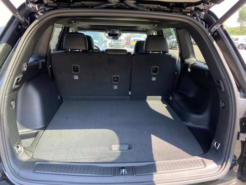 New 2025 Jeep Grand Cherokee Altitude image 5