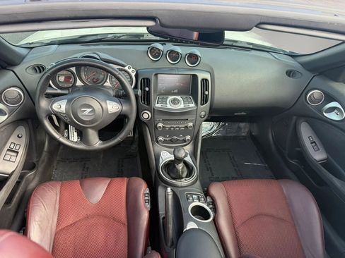 Used 2014 Nissan 370Z Touring w/ Sport Package RWD image 12
