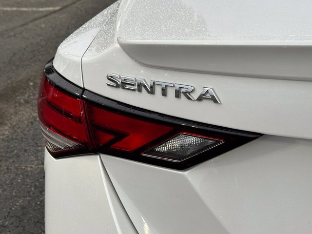 Certified 2023 Nissan Sentra SR FWD image 12