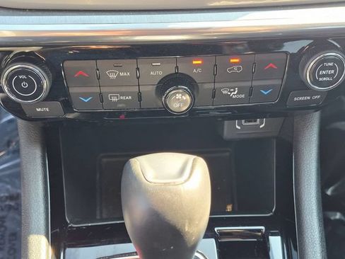 Certified 2024 Jeep Compass Limited AWD/4WD image 22