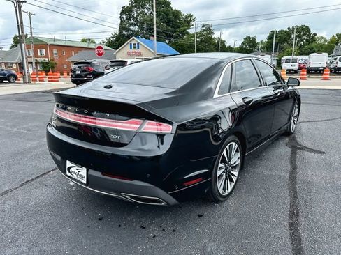 Used 2019 Lincoln MKZ Reserve FWD image 8
