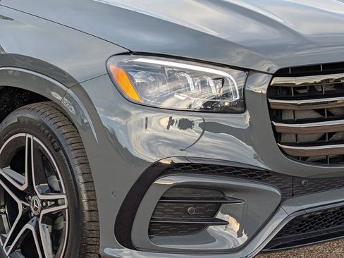 New 2026 Mercedes-Benz GLS 450 4MATIC image 8