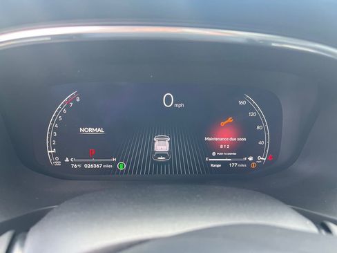 Used 2023 Acura MDX FWD w/ Technology Package image 9
