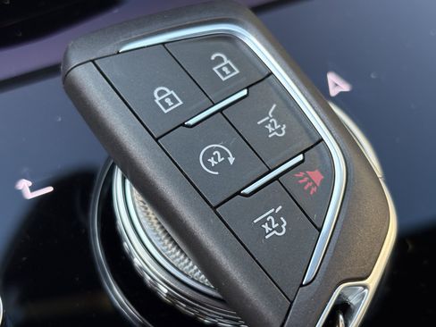 New 2026 Cadillac Escalade Luxury image 37