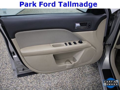 Used 2010 Ford Fusion SE image 11