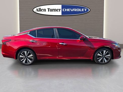 Used 2022 Nissan Altima 2.5 SV w/ SV Premium Package FWD image 35