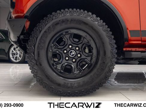 Used 2023 Ford Bronco Wildtrak AWD/4WD image 11