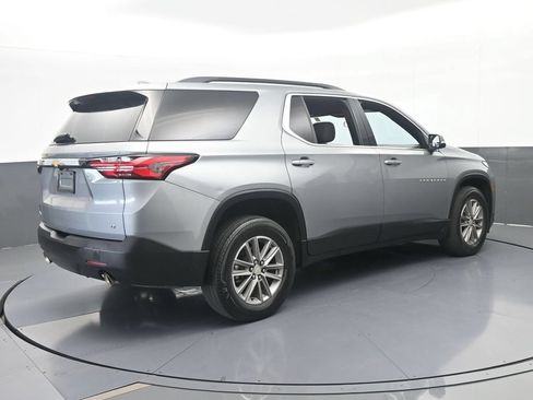 Used 2023 Chevrolet Traverse LT FWD image 6