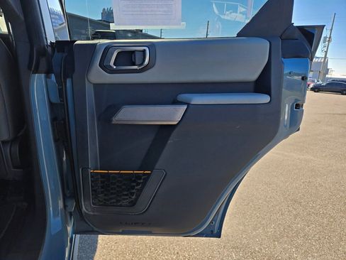 Used 2021 Ford Bronco Badlands image 42