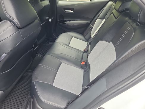 Used 2021 Toyota Corolla XSE FWD image 28