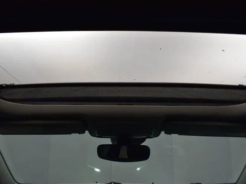 Used 2022 Jeep Cherokee Limited AWD/4WD image 20
