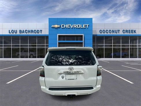 Used 2024 Toyota 4Runner SR5 image 7