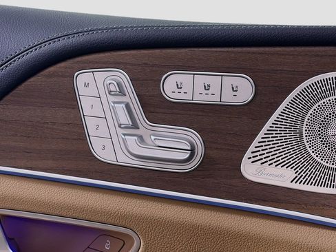 New 2026 Mercedes-Benz GLS 450 4MATIC image 24