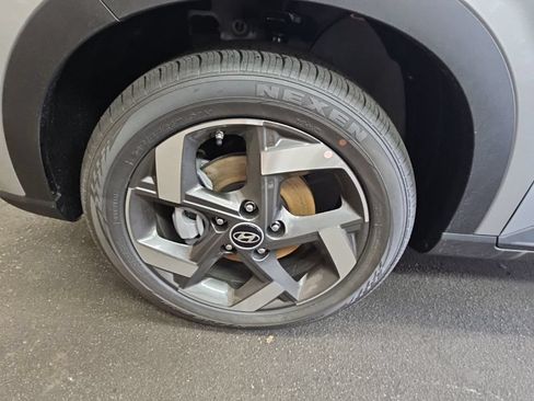 Used 2026 Hyundai Venue SEL FWD image 30