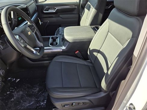 New 2026 Chevrolet Silverado 3500 LTZ w/ LTZ Premium Package image 6