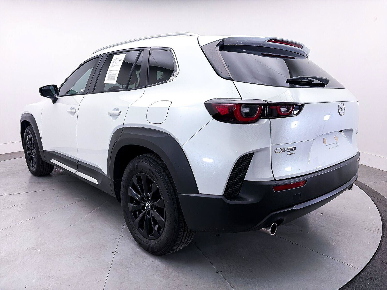 Used 2024 MAZDA CX-50 AWD 2.5 S w/ Accent Package image 10