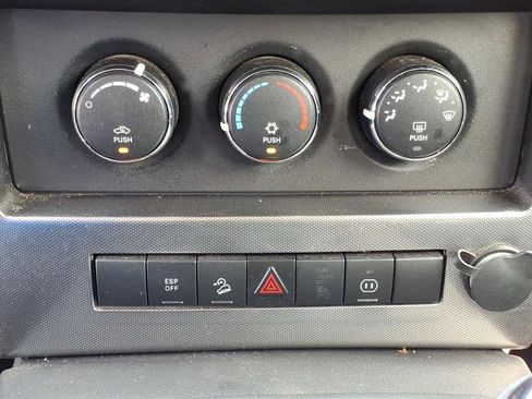 Used 2009 Jeep Liberty Sport w/ Popular Equipment Group image 15